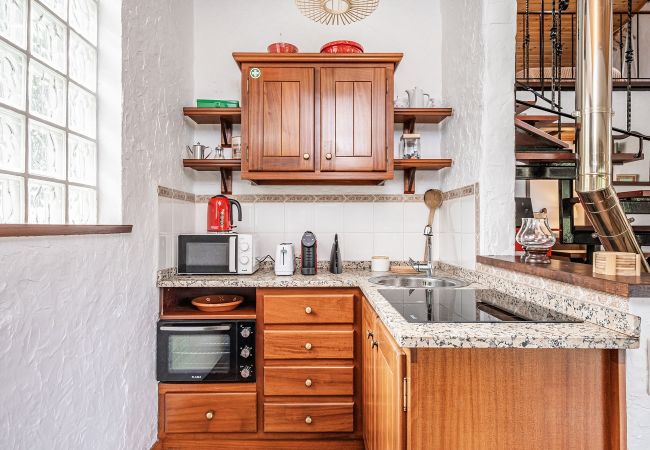 Cottage in São Roque do Faial - Ivy Cottage by Madeira Sun Travel Cottage in São Roque do Faial - Ivy Cottage by Madeira Sun Travel