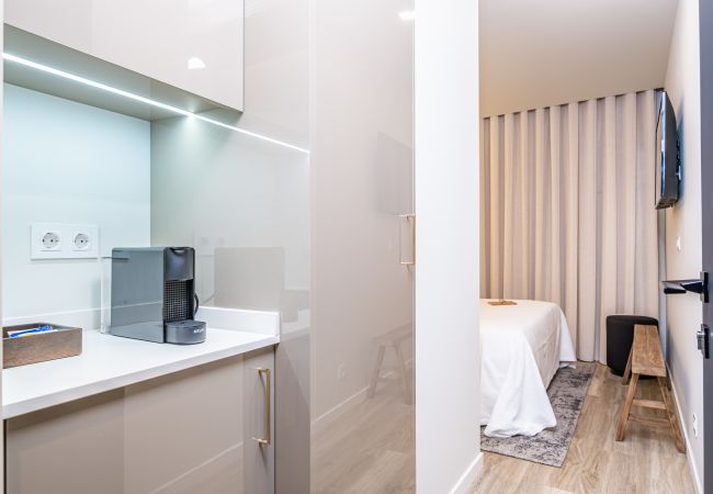 Rent by room in Machico - Machim D'Arfet House 102 by Madeira Sun Travel Rent by room in Machico - Machim D'Arfet House 102 by Madeira Sun Travel
