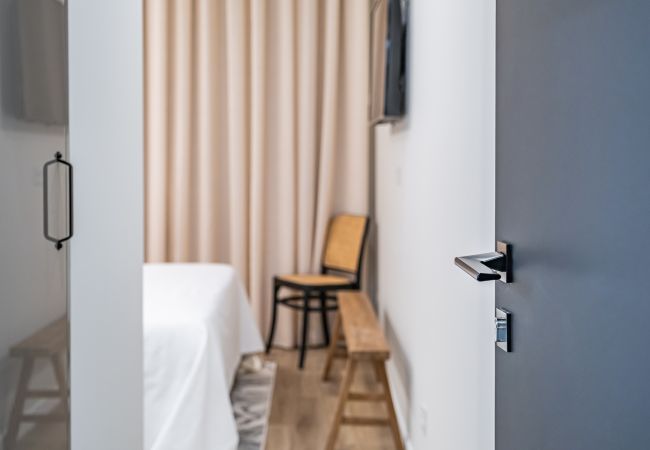 Rent by room in Machico - Machim D'Arfet House 202 by Madeira Sun Travel Rent by room in Machico - Machim D'Arfet House 202 by Madeira Sun Travel