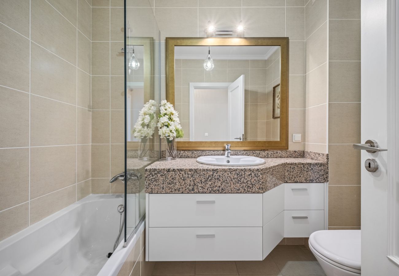 Apartment in Santa Cruz - Hideaway Apartment by Madeira Sun Travel Apartment in Santa Cruz - Hideaway Apartment by Madeira Sun Travel