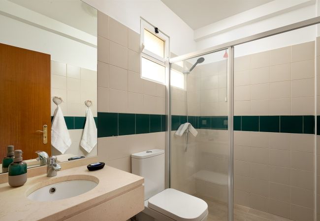 Rent by room in Porto Moniz - Pérola Views Inn 102 by Madeira Sun Travel Rent by room in Porto Moniz - Pérola Views Inn 102 by Madeira Sun Travel