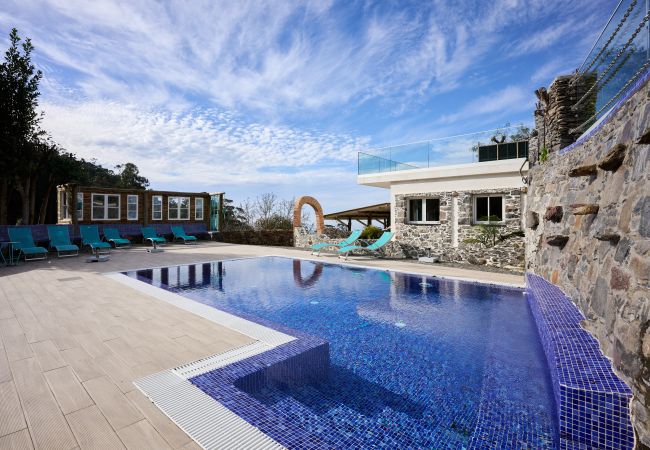 Bungalow in Calheta - Casas Maravilha - Baú by Homie Bungalow in Calheta - Casas Maravilha - Baú by Homie