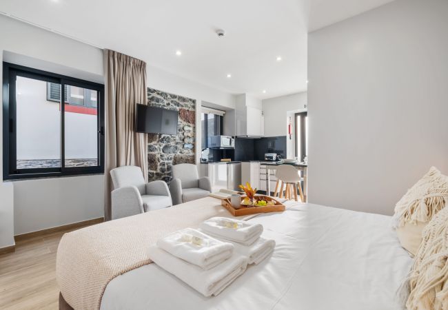 Studio in Paúl do Mar - Seaside Sunset - Surf House by Madeira Sun Travel Studio in Paúl do Mar - Seaside Sunset - Surf House by Madeira Sun Travel