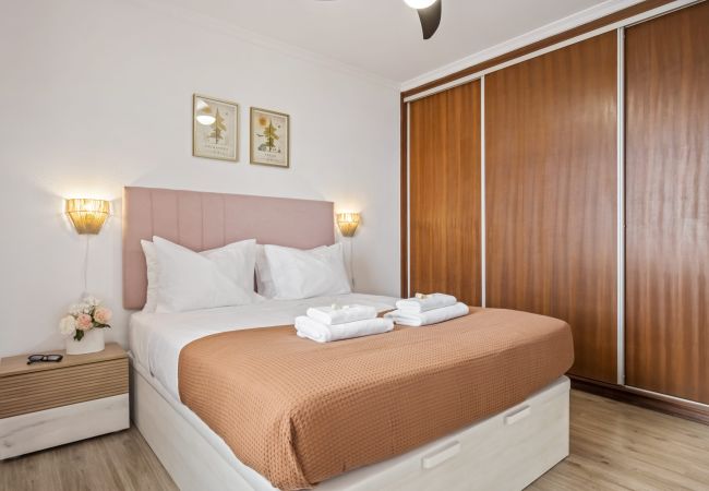 House in Funchal - Skyline Heights by Madeira Sun Travel House in Funchal - Skyline Heights by Madeira Sun Travel