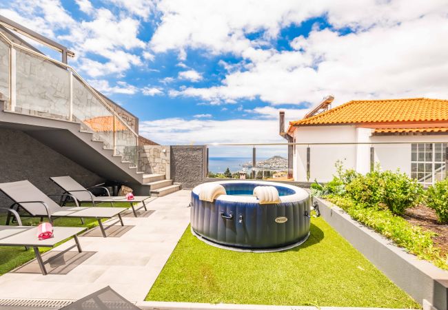 Villa in Funchal - Villa Vellure by Homie Villa in Funchal - Villa Vellure by Homie