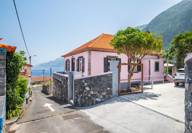 Villa in Seixal - Villa Rosa Mare by Homie Villa in Seixal - Villa Rosa Mare by Homie