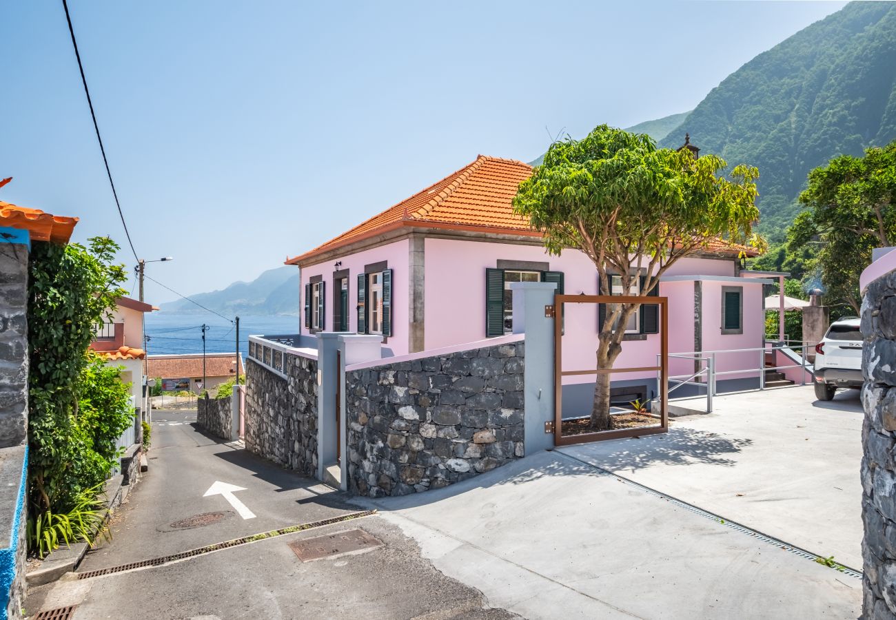 Villa in Seixal - Villa Rosa Mare by Homie Villa in Seixal - Villa Rosa Mare by Homie