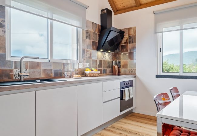 Cottage in Porto Moniz - Palheiro Simone by Homie Cottage in Porto Moniz - Palheiro Simone by Homie