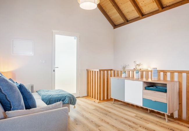 Cottage in Porto Moniz - Palheiro Simone by Homie Cottage in Porto Moniz - Palheiro Simone by Homie